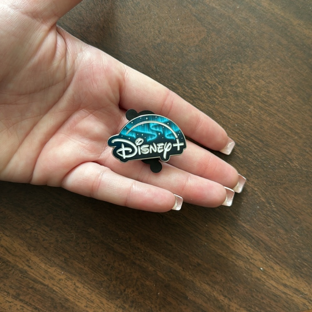 Disney+ Pin - Picture 2 of 4